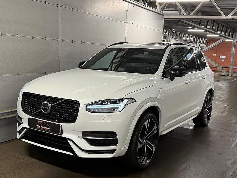 Vit Begagnad 2020 Volvo XC90 R-Design SUV | 599 900 kr (Marknadspris) - Bild 1/4