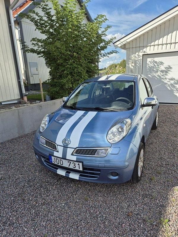 Blå Begagnad 2010 Nissan Micra Halvkombi | 30 000 kr (Superpris) - Bild 1/3