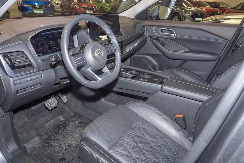 Begagnad Nissan X-Trail Tekna 204 HK (150 kW) 2022 Grå SUV