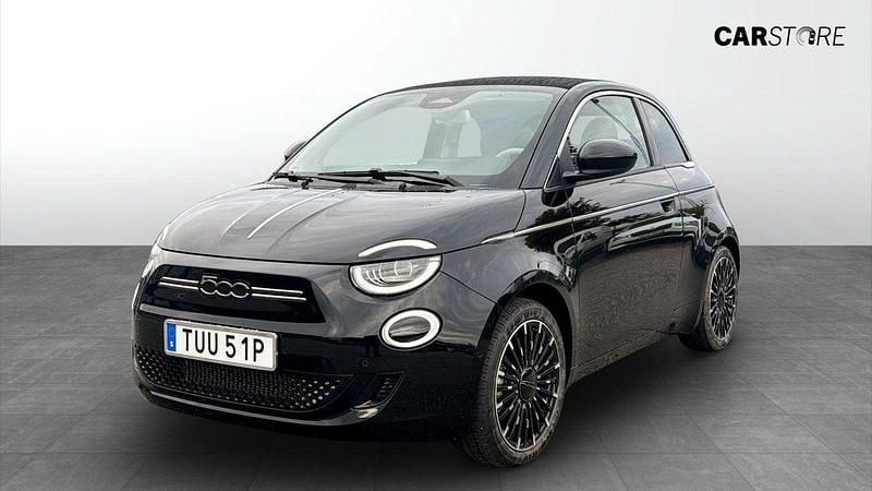 Svart Begagnad 2024 Fiat 500C Cab | 279 900 kr - Bild 1/4