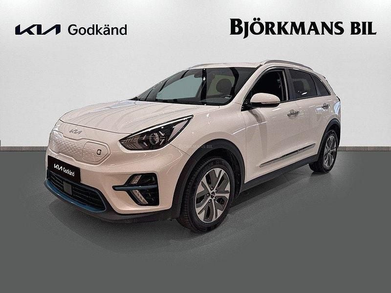 Vit Begagnad 2022 Kia e-Niro Advance SUV | 279 000 kr (Marknadspris) - Bild 1/4