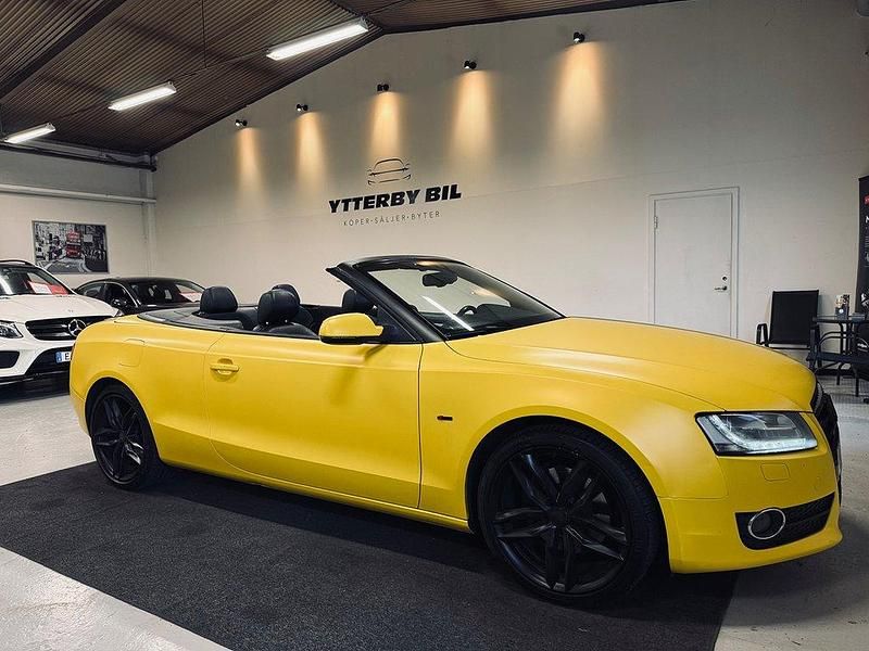 Ljusgrå Begagnad 2009 Audi A5 Cabriolet S-Line Cab | 99 900 kr - Bild 1/4