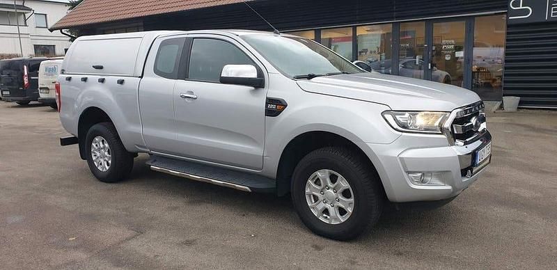 Grå Begagnad 2017 Ford Ranger Pickup | 189 000 kr (Bra pris) - Bild 1/4