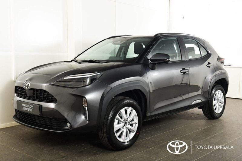 Ny 2024 Toyota Yaris Cross SUV | 294 900 kr (Superpris) - Bild 1/4