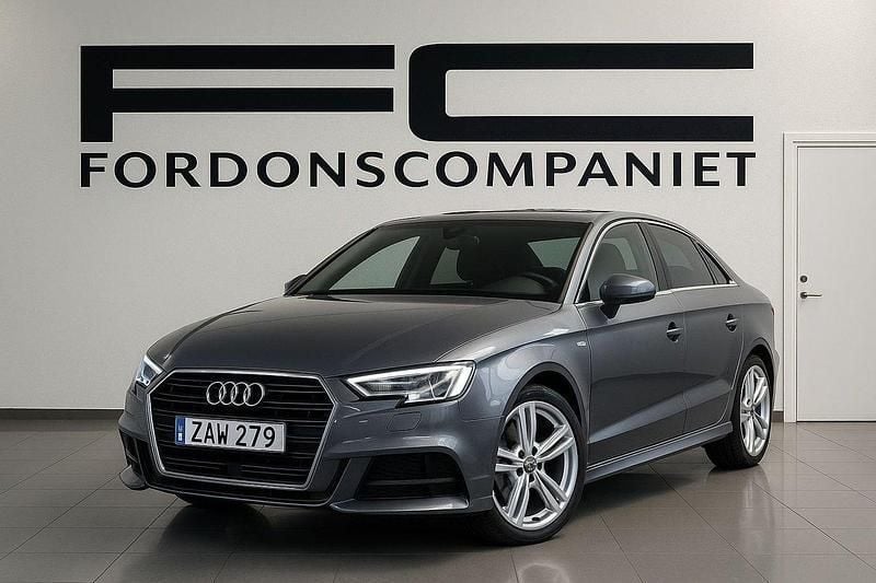 Grå Begagnad 2018 Audi A3 S-Line Sedan | 209 900 kr (Superpris) - Bild 1/2