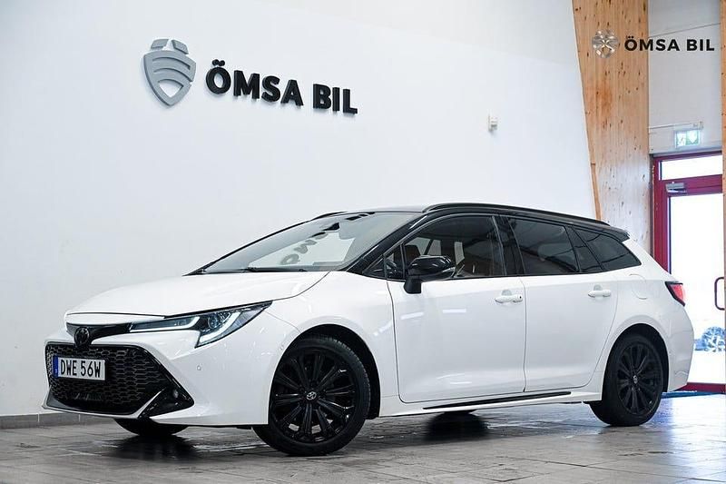 Begagnad Toyota Corolla Sport 184 HK (135 kW) 2022 Vit Kombi