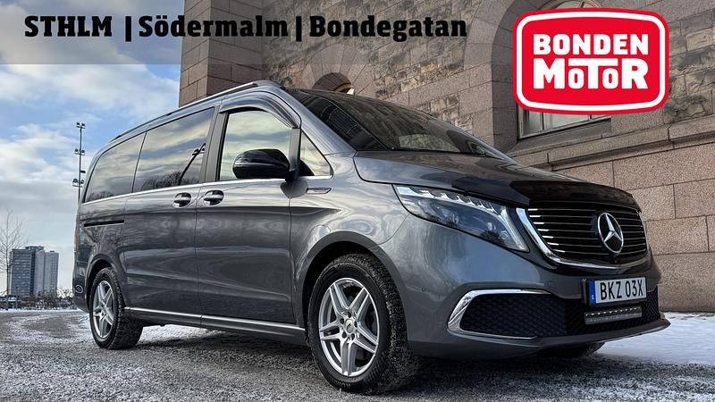 Grå Begagnad 2020 Mercedes EQV300 Minibuss | 449 000 kr - Bild 1/4