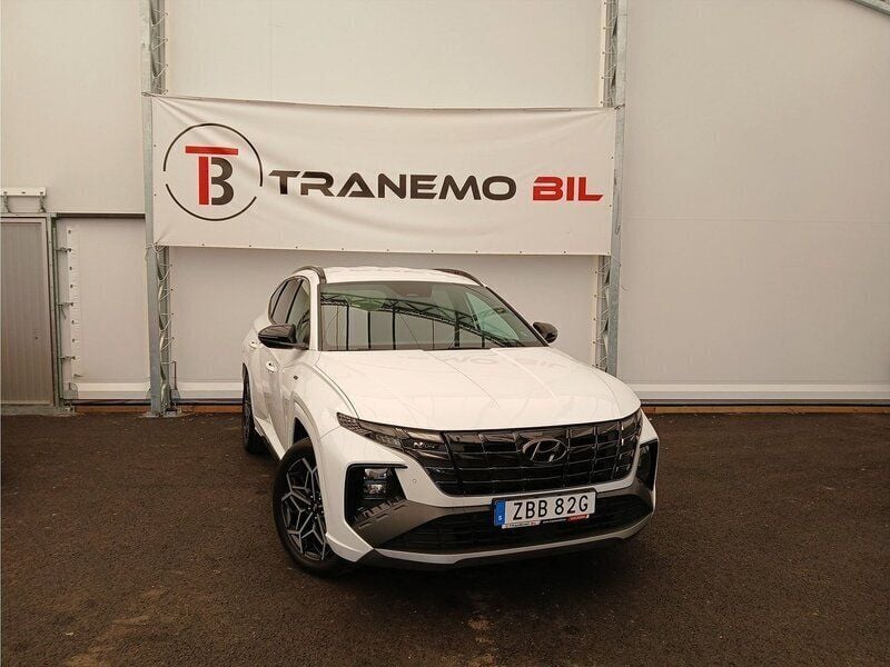 Vit Begagnad 2022 Hyundai Tucson Advanced SUV | 279 900 kr (Bra pris) - Bild 1/4