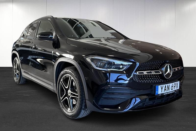 Begagnad Mercedes GLA250 AMG 218 HK (160 kW) 2022 Svart SUV