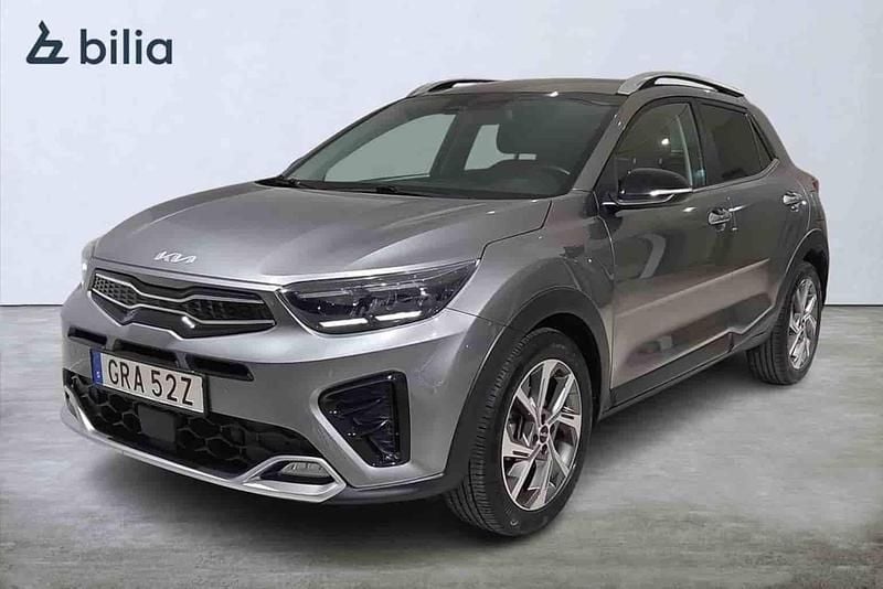 Grå Begagnad 2024 Kia Stonic SUV | 254 000 kr (Lite dyr) - Bild 1/1