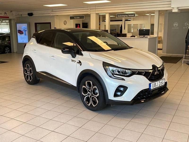 Begagnad Mitsubishi ASX Instyle 160 HK (117 kW) 2023 Vit SUV