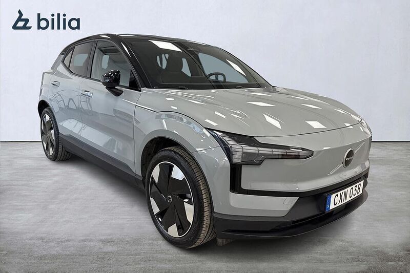 Grå Begagnad 2024 Volvo EX30 Performance SUV | 419 000 kr (Marknadspris) - Bild 1/2