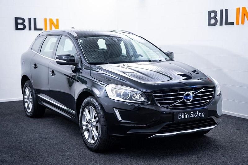 Svart Begagnad 2014 Volvo XC60 Summum SUV | 174 900 kr (Marknadspris) - Bild 1/4