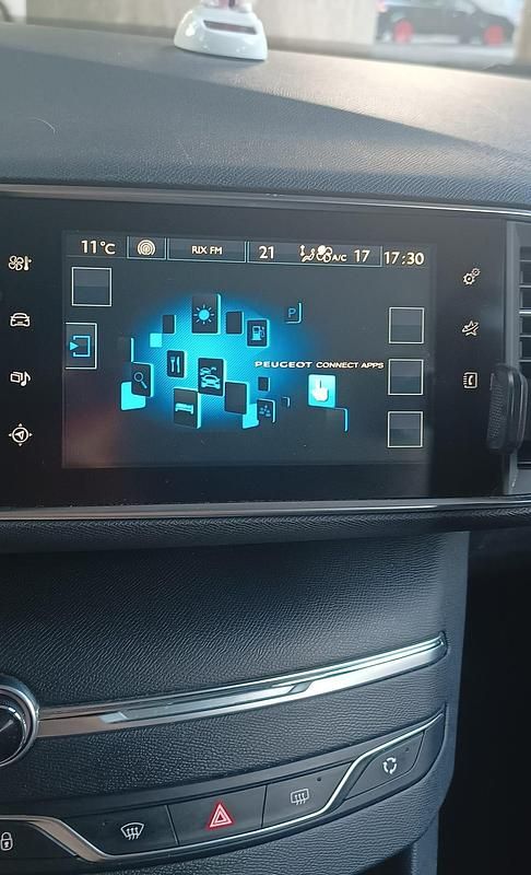 Begagnad Peugeot 308 SW 131 HK (96 kW) 2014 Kombi