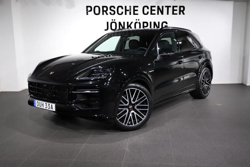 Svart (black) Ny 2025 Porsche Cayenne SUV | 1 558 200 kr (Bra pris) - Bild 1/4