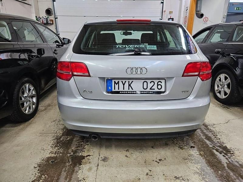 Begagnad Audi A3 Attraction 105 HK (77 kW) 2013 Silver Kombi