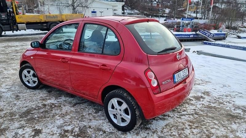 Begagnad Nissan Micra 80 HK (58 kW) 2003 Halvkombi