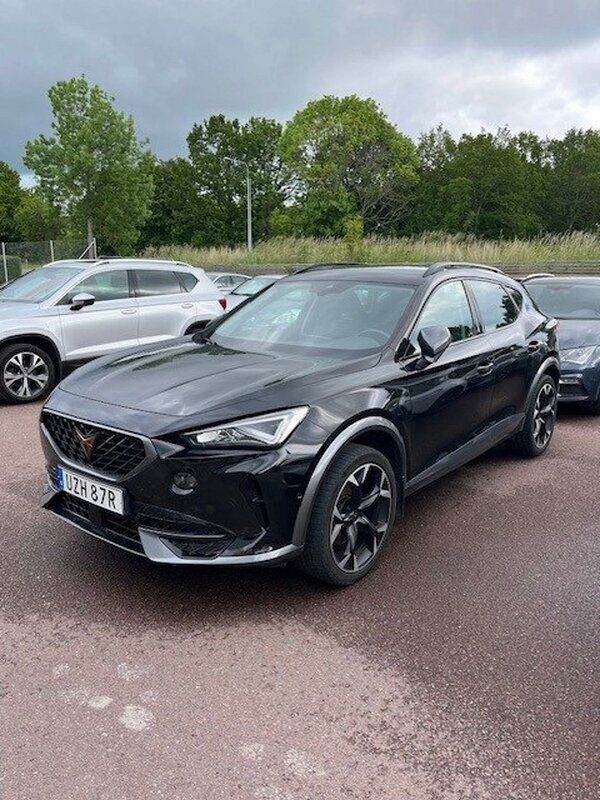 Svart Begagnad 2023 Cupra Formentor SUV | 284 900 kr (Marknadspris) - Bild 1/4