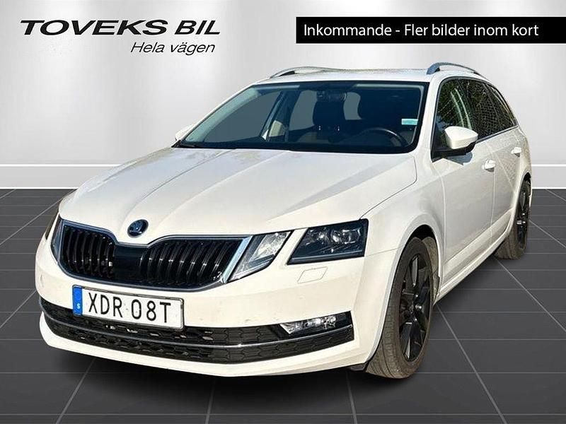 Vit Begagnad 2019 Skoda Octavia Kombi | 128 900 kr (Superpris) - Bild 1/3