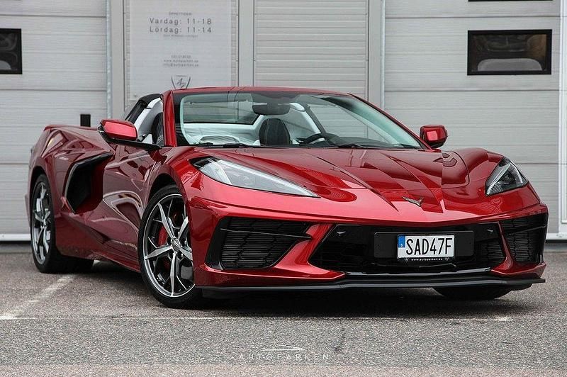 Röd Begagnad 2022 Chevrolet Corvette Stingray Cab | 1 269 000 kr - Bild 1/4