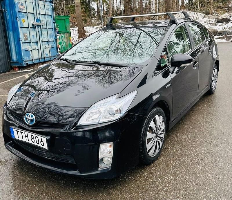 Begagnad Toyota Prius 136 HK (100 kW) 2012