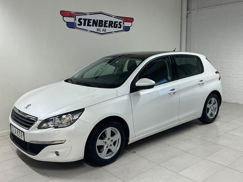 Begagnad Peugeot 308 Active 116 HK (85 kW) 2014 Vit Halvkombi
