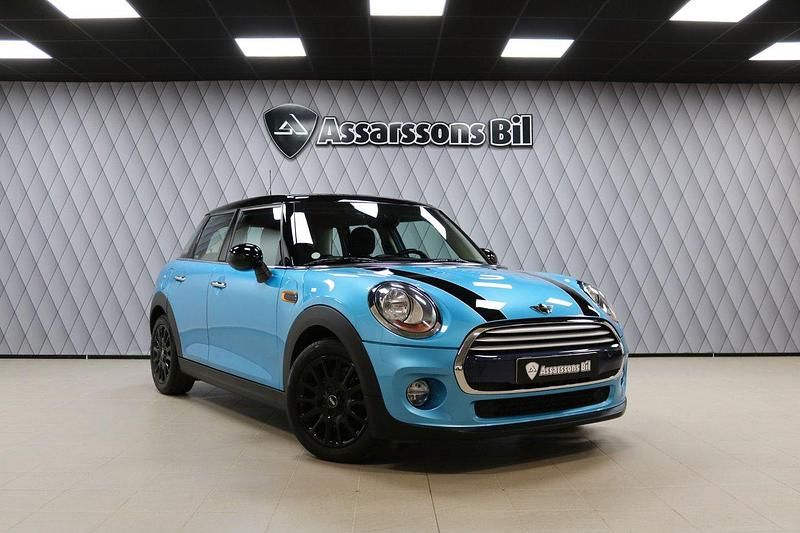Blå Begagnad 2014 Mini Cooper D Pepper Halvkombi | 144 900 kr (Lite dyr) - Bild 1/4