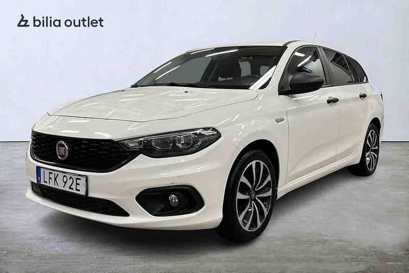 Vit Begagnad 2019 Fiat Tipo Kombi | 89 900 kr - Bild 1/1