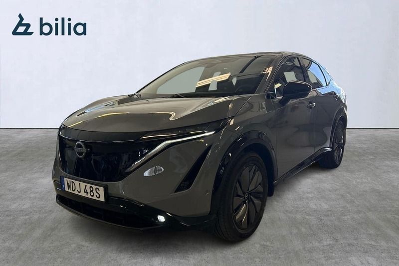 Grå Begagnad 2024 Nissan Ariya Evolve SUV | 579 000 kr (Marknadspris) - Bild 1/4