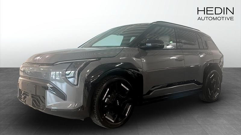 Grå (grey) Begagnad 2025 Kia EV3 GT-Line SUV | 589 300 kr (Dyr) - Bild 1/4