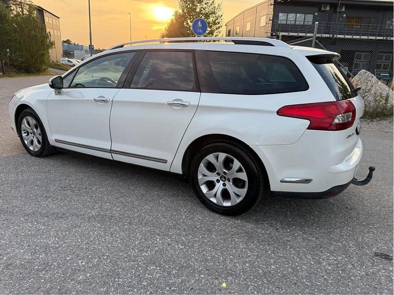 Vit Begagnad 2012 Citroën C5 Kombi | 45 000 kr (Marknadspris) - Bild 1/4