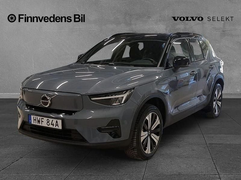 Begagnad Volvo XC40 Core 172 kW (234 HK) 2022 Grå SUV