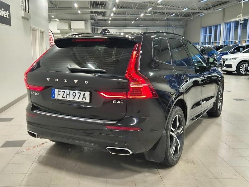 Begagnad Volvo XC60 197 HK (144 kW) 2021 Svart SUV