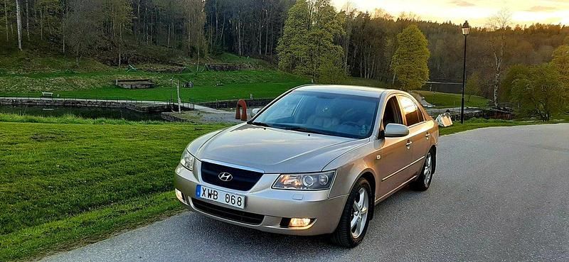 Begagnad 2006 Hyundai Sonata Comfort Sedan | 43 000 kr - Bild 1/4