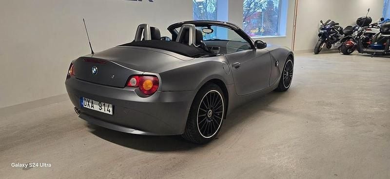 Begagnad BMW Z4 192 HK (141 kW) 2003 Silver Cab