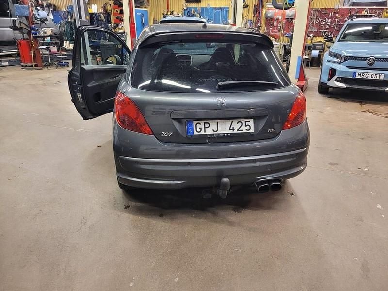 Begagnad Peugeot 207 RC 174 HK (127 kW) 2008 Halvkombi