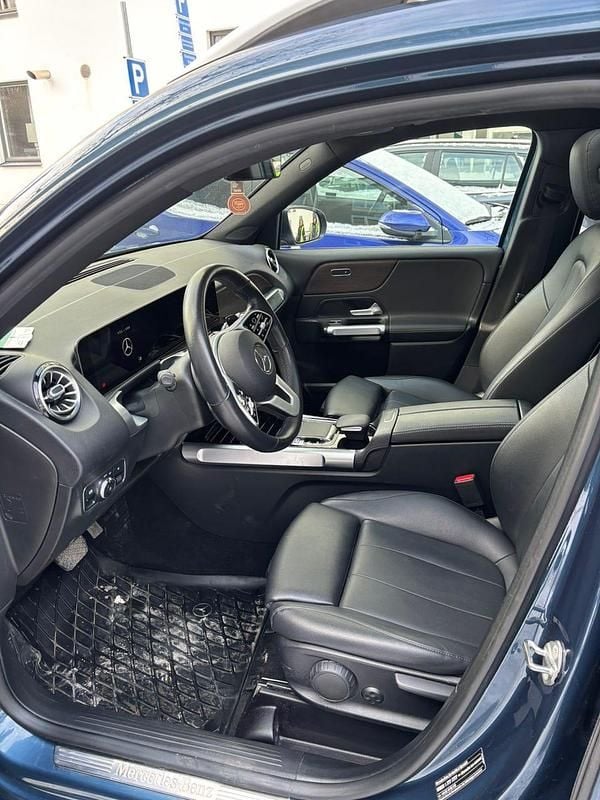 Begagnad Mercedes GLB200 163 HK (119 kW) 2020 SUV