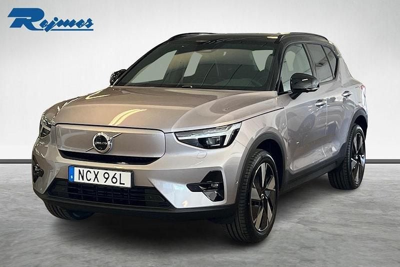 Silver Ny 2026 Volvo EX40 Single Motor Extended Range SUV | 609 900 kr (Marknadspris) - Bild 1/4