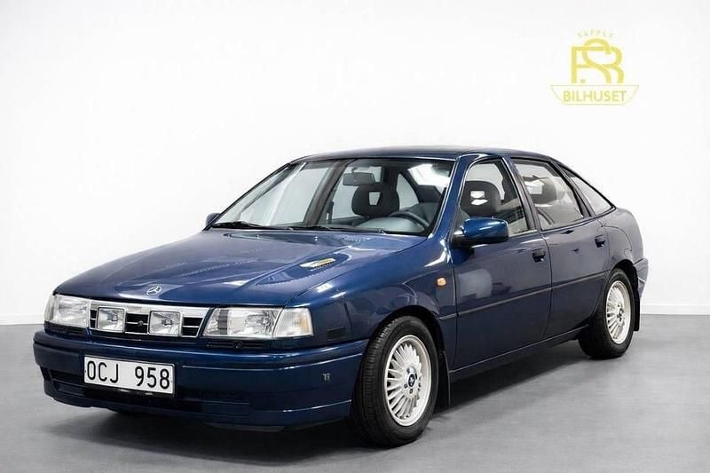 Blå Begagnad 1990 Opel Vectra Sportkupé | 49 900 kr - Bild 1/4