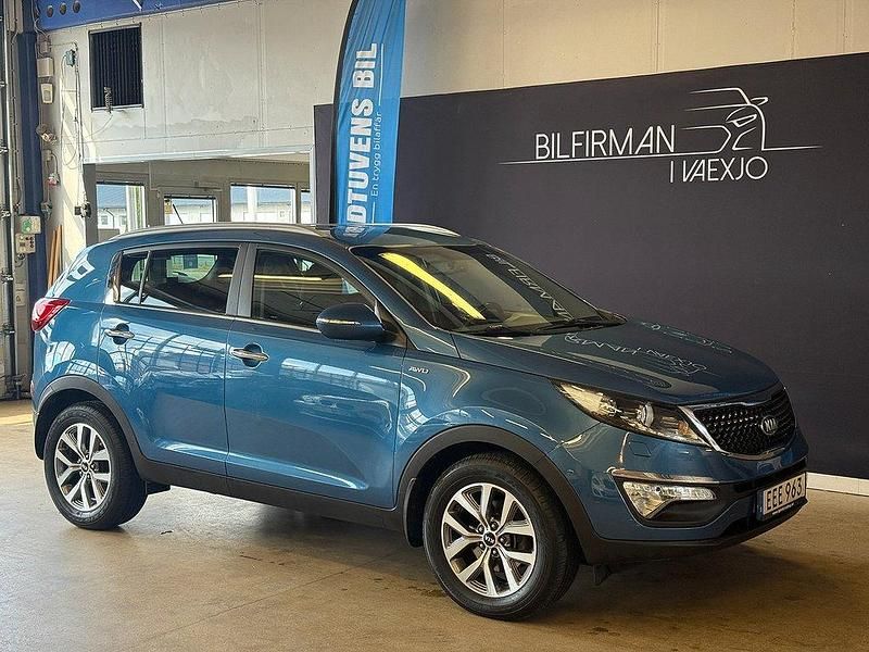 Blå Begagnad 2014 Kia Sportage SUV | 149 900 kr (Lite dyr) - Bild 1/4