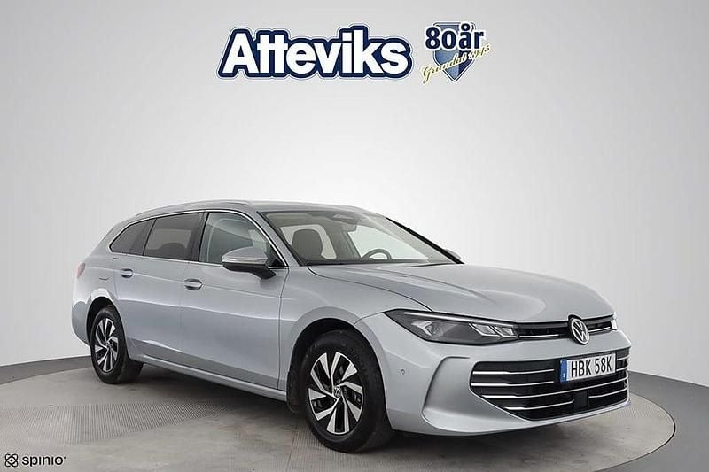 Begagnad VW Passat 151 HK (111 kW) 2024 Silver Kombi
