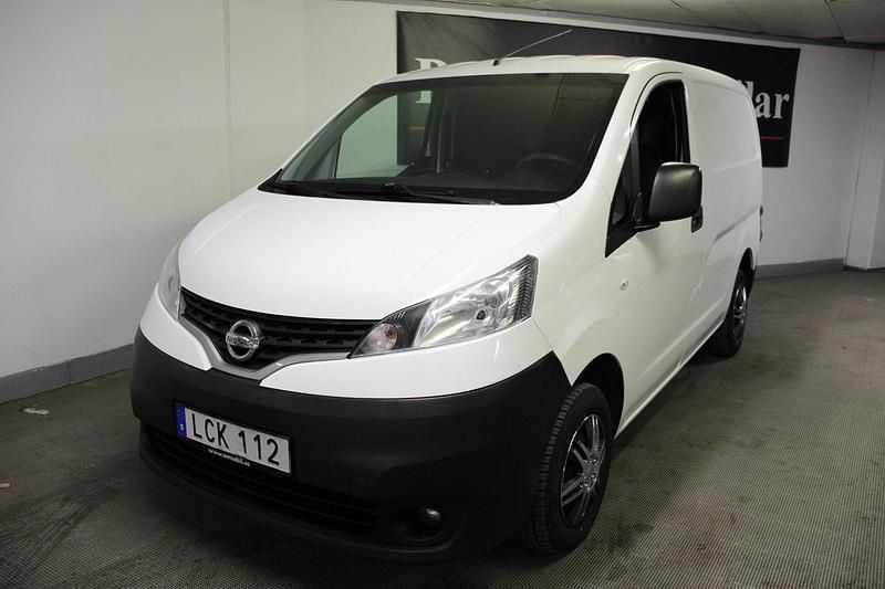 Vit Begagnad 2016 Nissan NV200 Van | 49 000 kr (Bra pris) - Bild 1/4