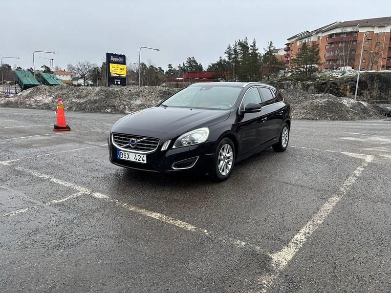 Begagnad Volvo V60 150 HK (110 kW) 2011 Kombi