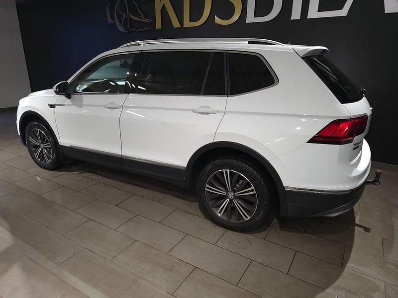 Begagnad VW Tiguan Allspace GT 190 HK (139 kW) 2018 Vit SUV