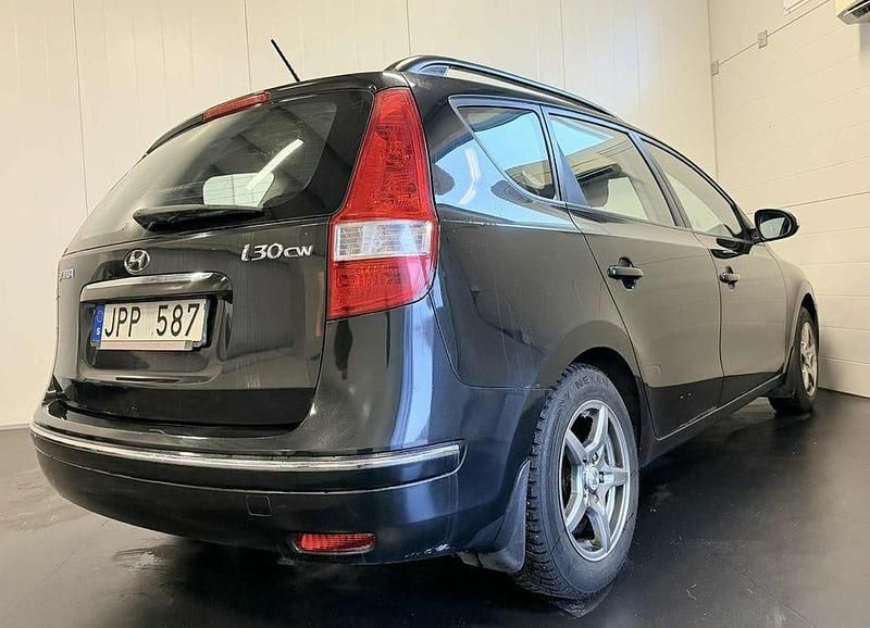 Begagnad Hyundai i30 126 HK (92 kW) 2009 Svart Kombi