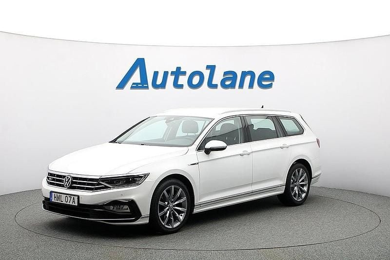 Begagnad VW Passat R-line 200 HK (147 kW) 2020 Vit Kombi