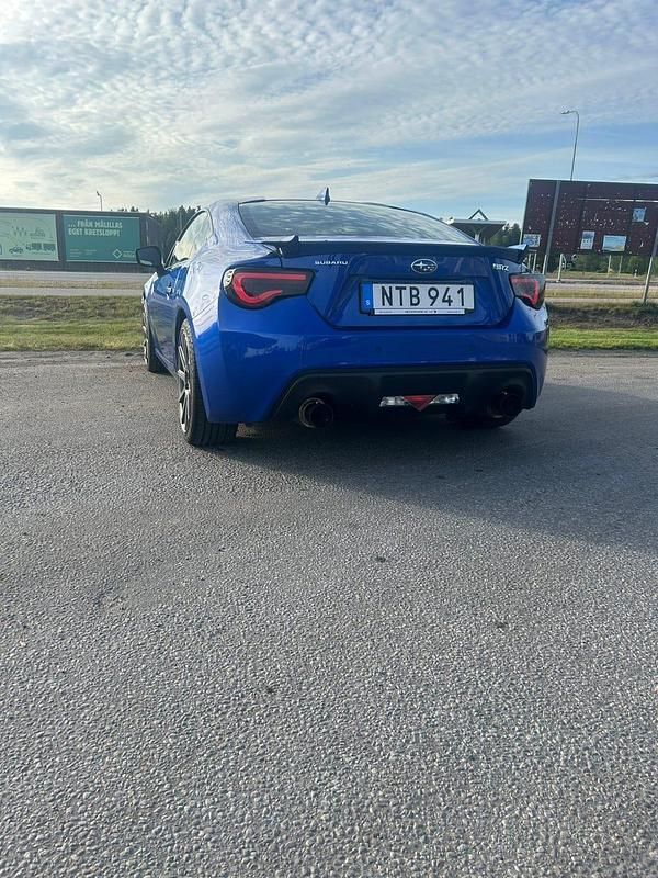 Begagnad Subaru BRZ 200 HK (147 kW) 2015 Sportkupé