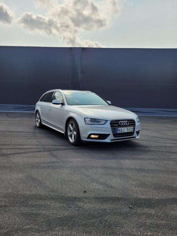Silver Begagnad 2013 Audi A4 Kombi | 115 000 kr (Lite dyr) - Bild 1/4