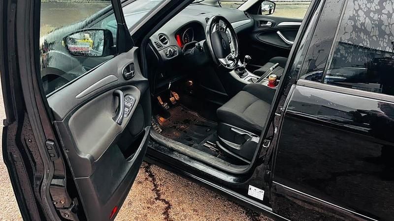 Begagnad 2008 Ford S-MAX S Minibuss | 33 000 kr - Bild 1/4