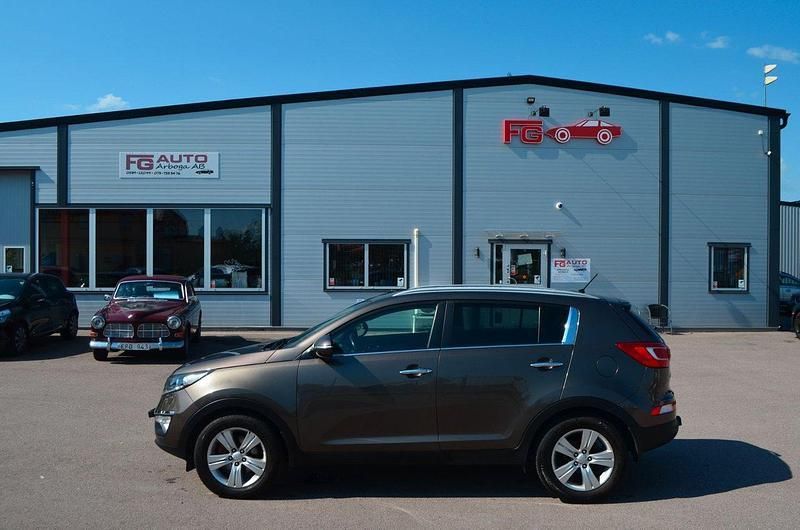 Ljusbrun Begagnad 2011 Kia Sportage EX SUV | 74 900 kr (Marknadspris) - Bild 1/4